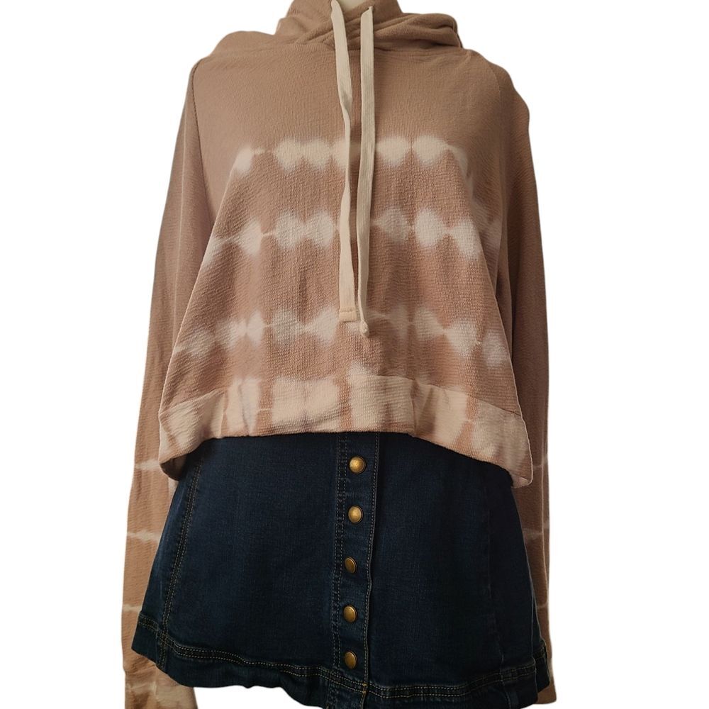 Fourteenth & 9th Women's Size Large Relaxed Fit Cropped Hoodie Sweatshirt TieDye
